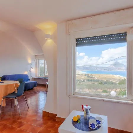 Fantastic Sea View - Happy